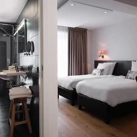 Le 24 Hotel