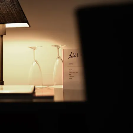 Le 24 Hotel